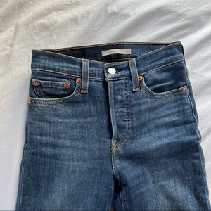 Levi’s wedgie skinny jeans